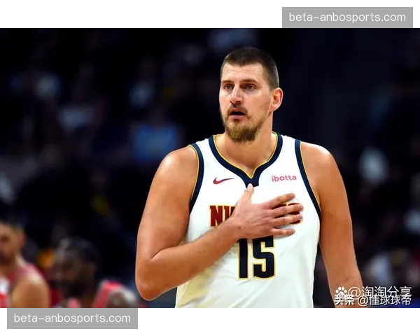 约基奇助攻约翰逊关键三分：掘金加时赛进攻组织